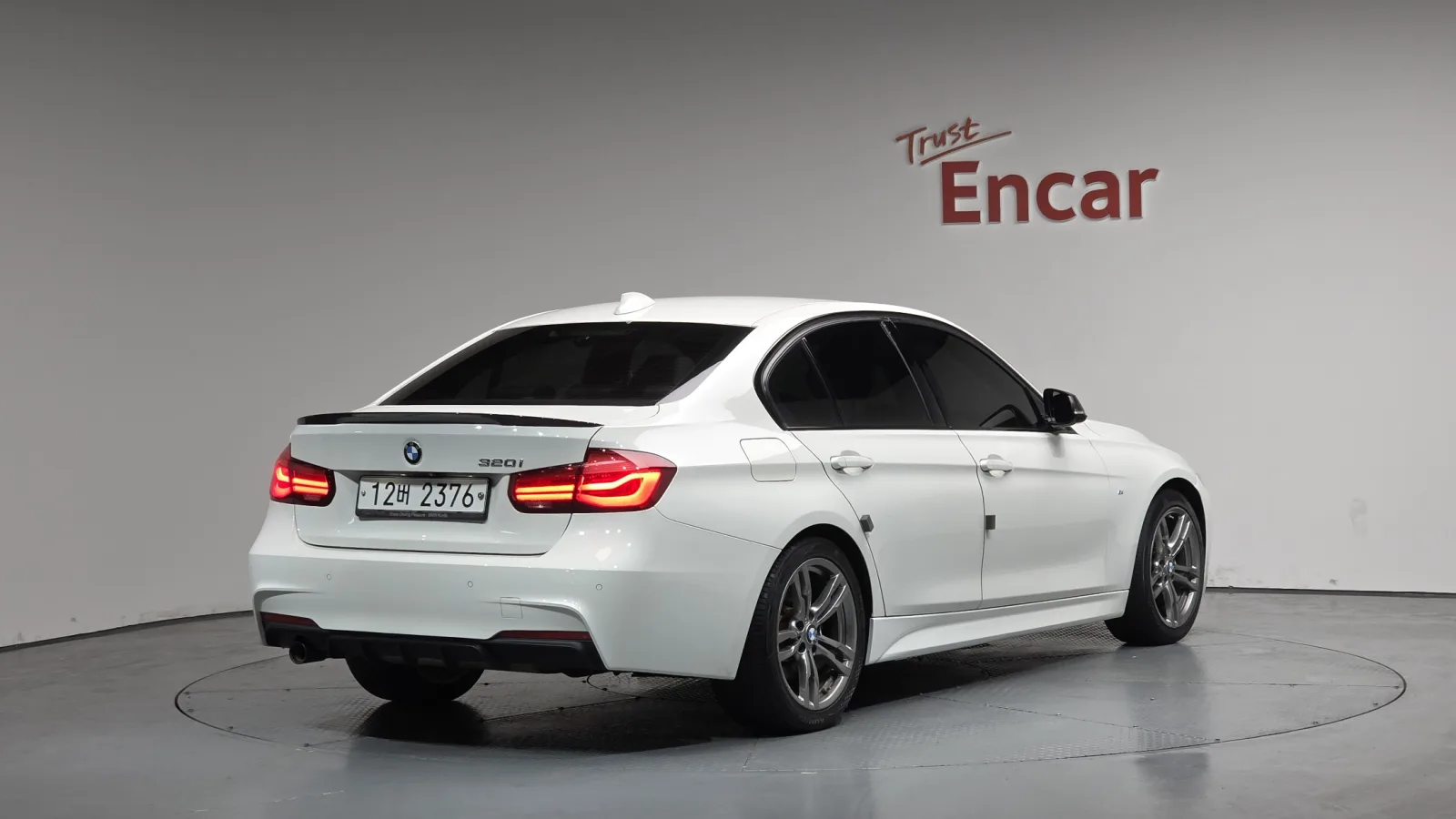 2018 BMW 3-Series