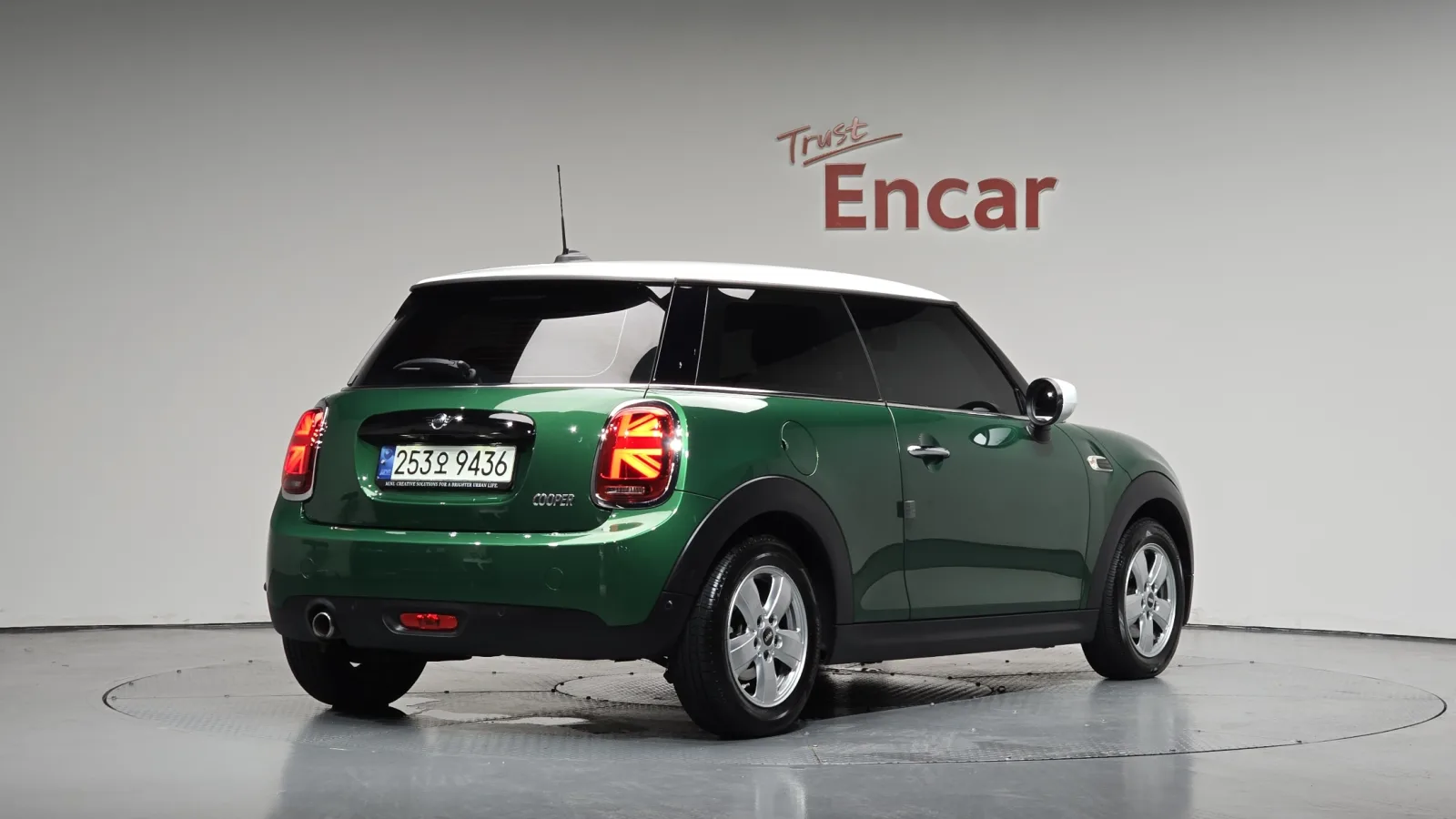 2021 MINI Cooper