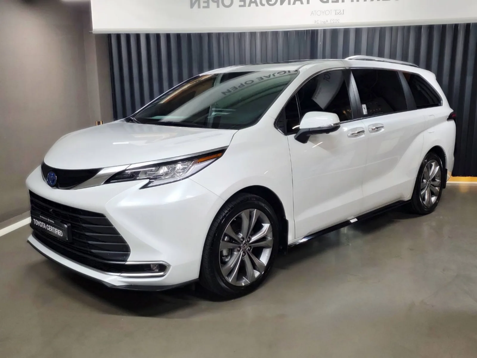 2025 Toyota Sienna