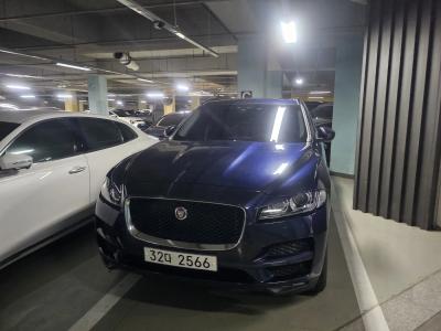2017 Jaguar F-PACE