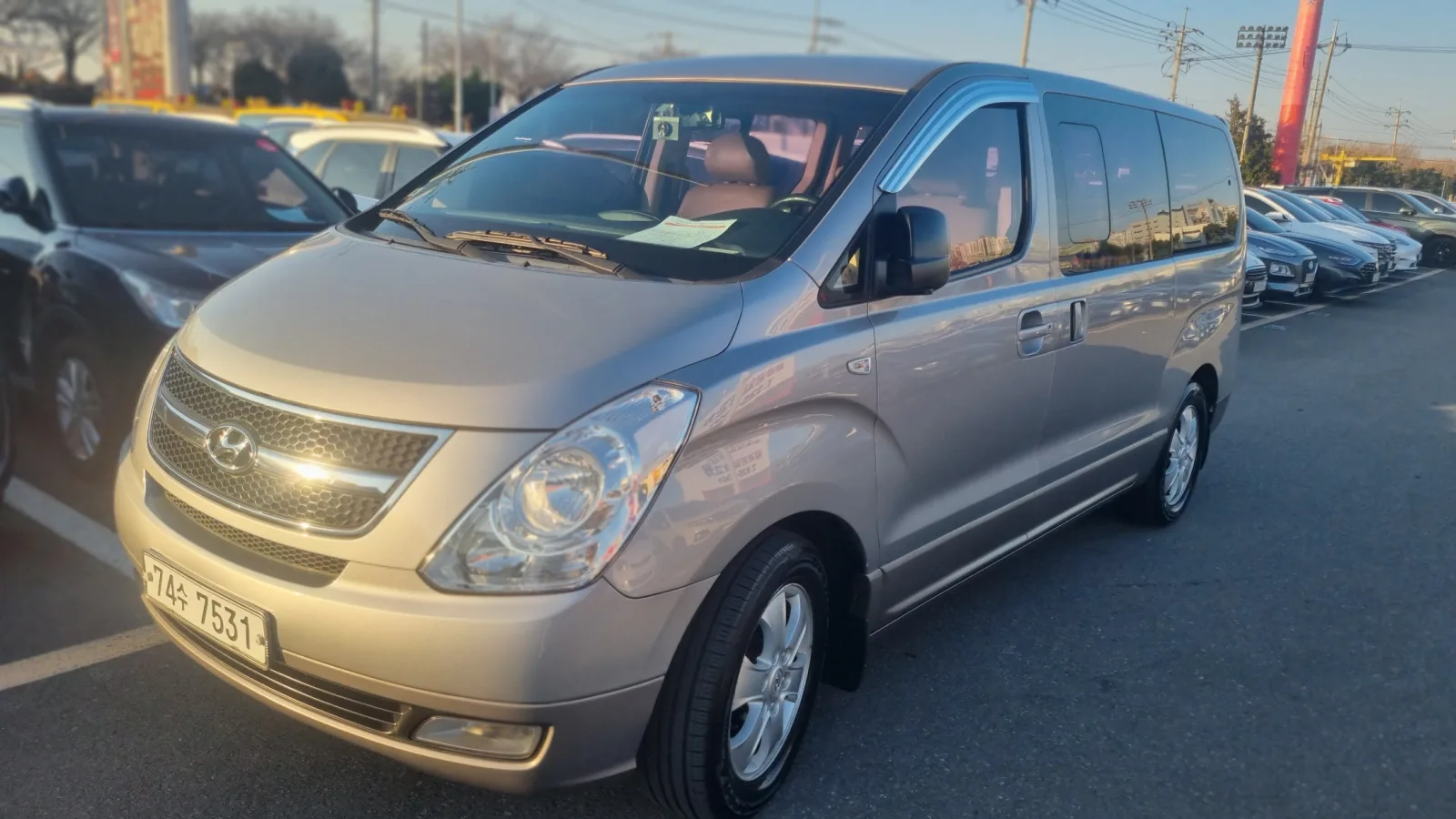 2012 Hyundai Starex