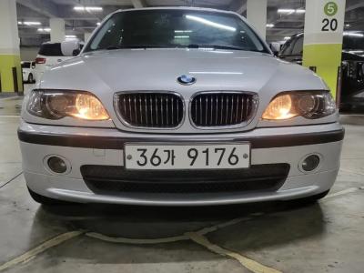 2004 BMW 3-Series