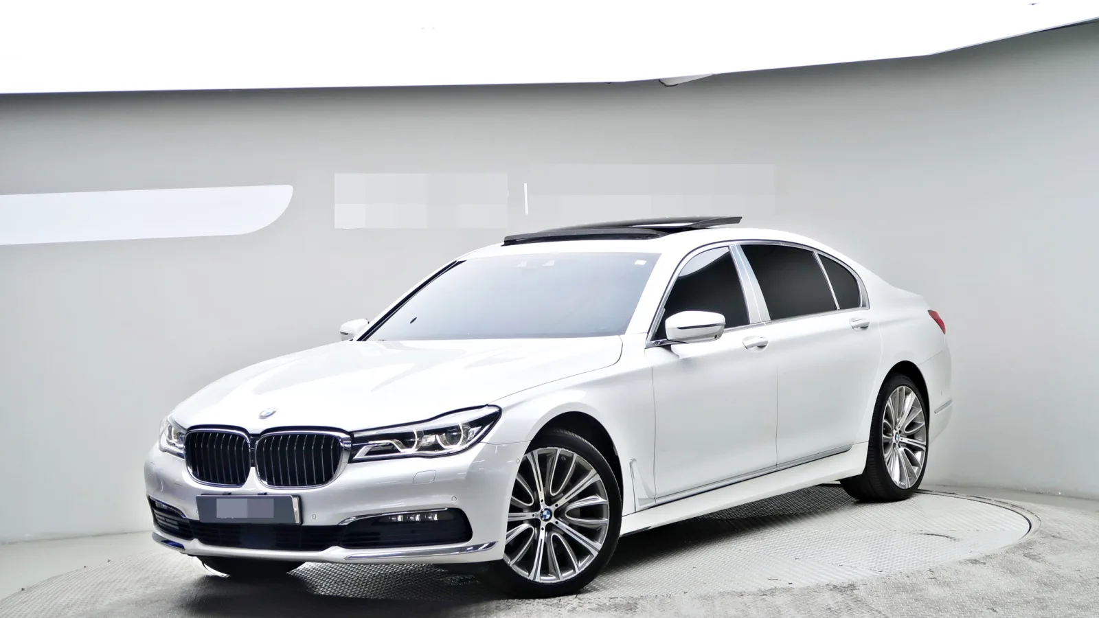 2016 BMW 7-Series