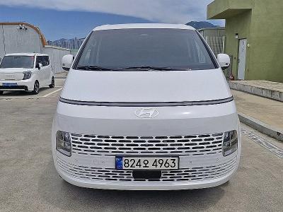 2025 Hyundai Staria