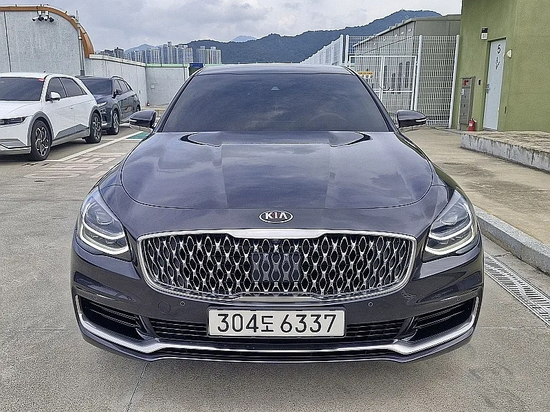 2021 Kia K9