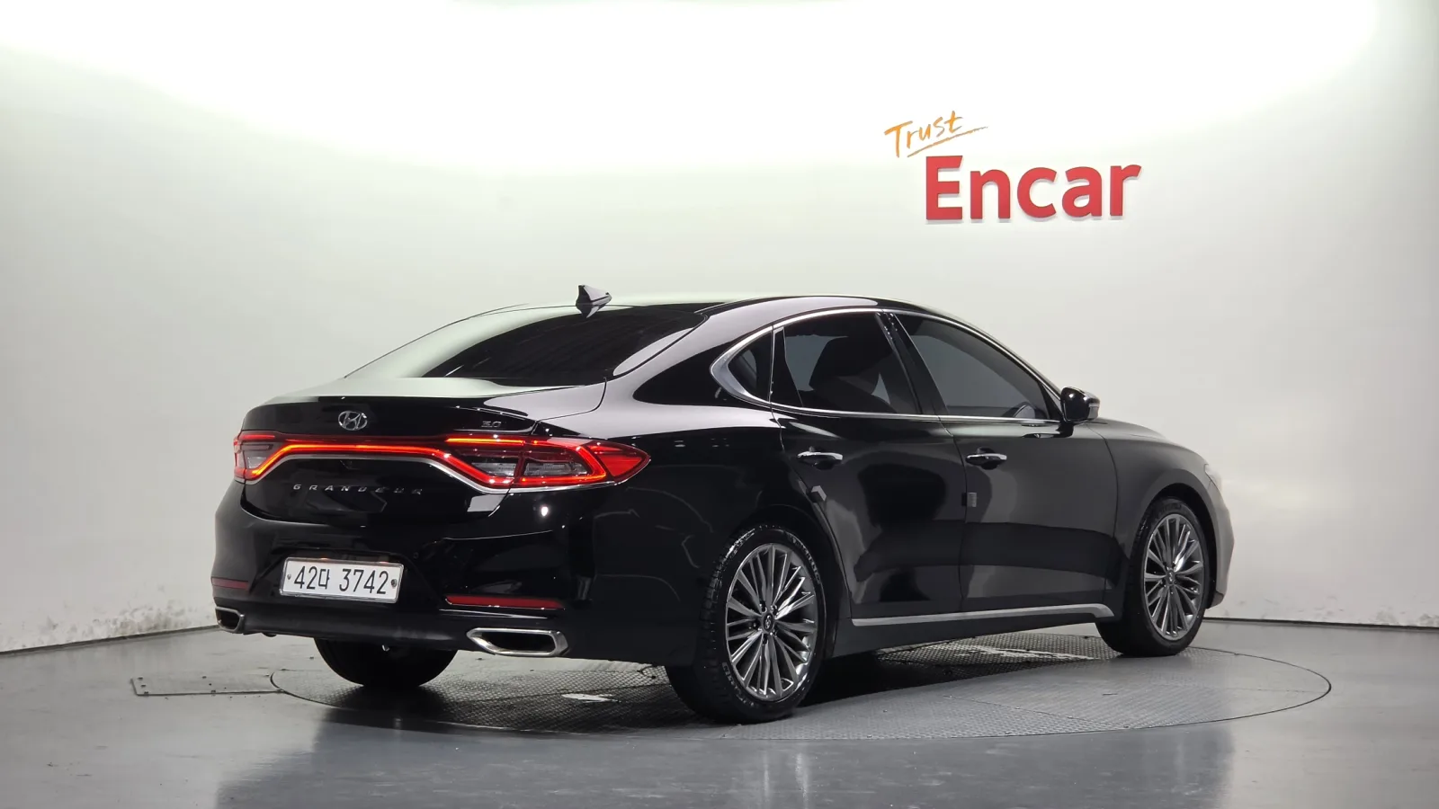 2017 Hyundai Grandeur