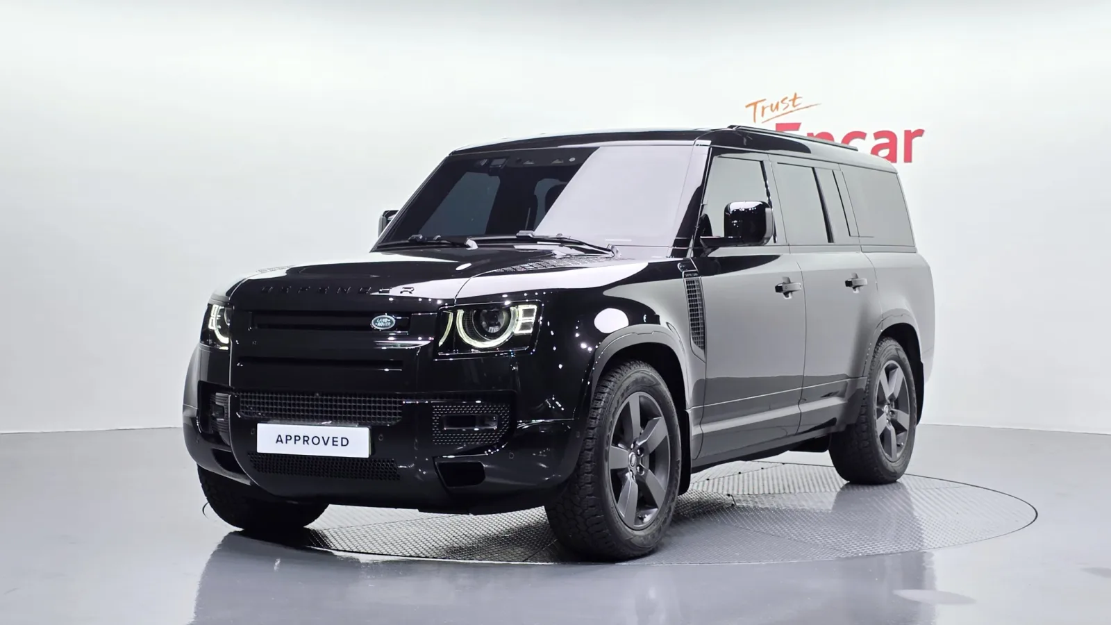 2025 Land Rover Defender