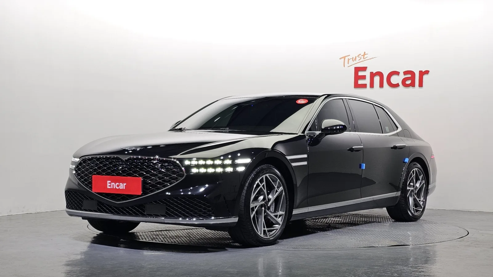 2023 Genesis G90