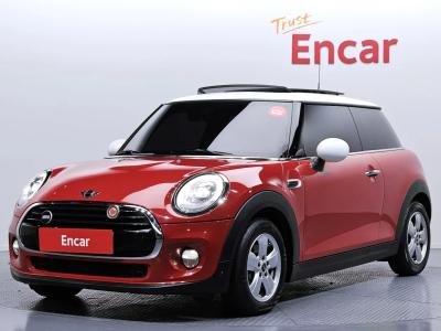 2018 MINI Cooper