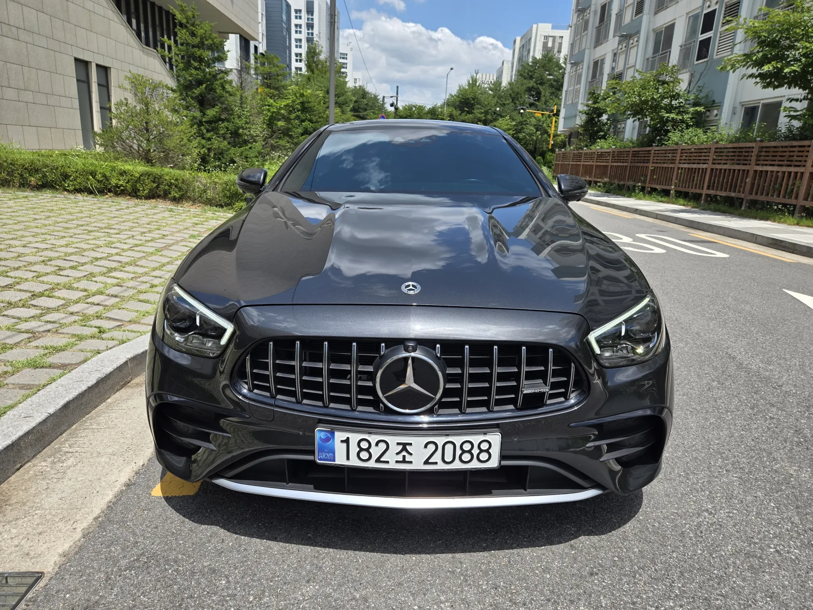 2021 Mercedes-Benz E-Class