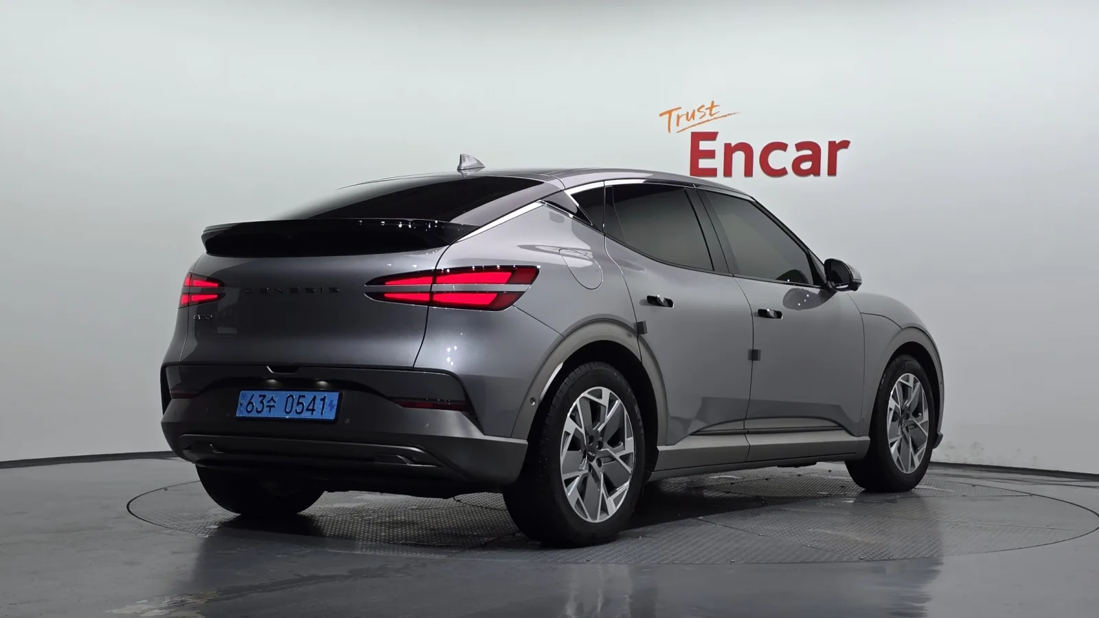 2023 Genesis GV60