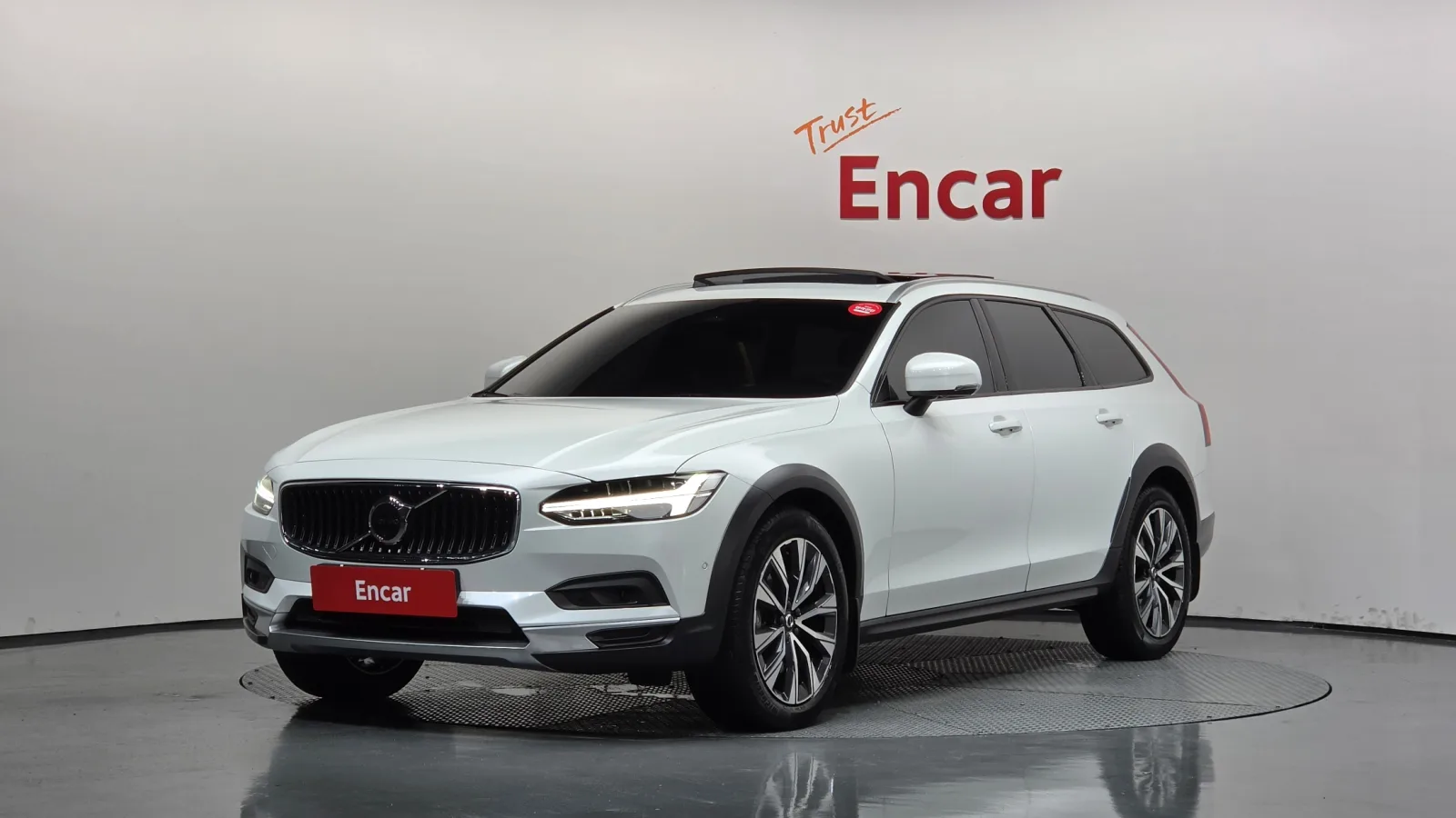 2023 Volvo V90