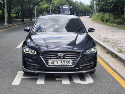 2017 Hyundai Grandeur