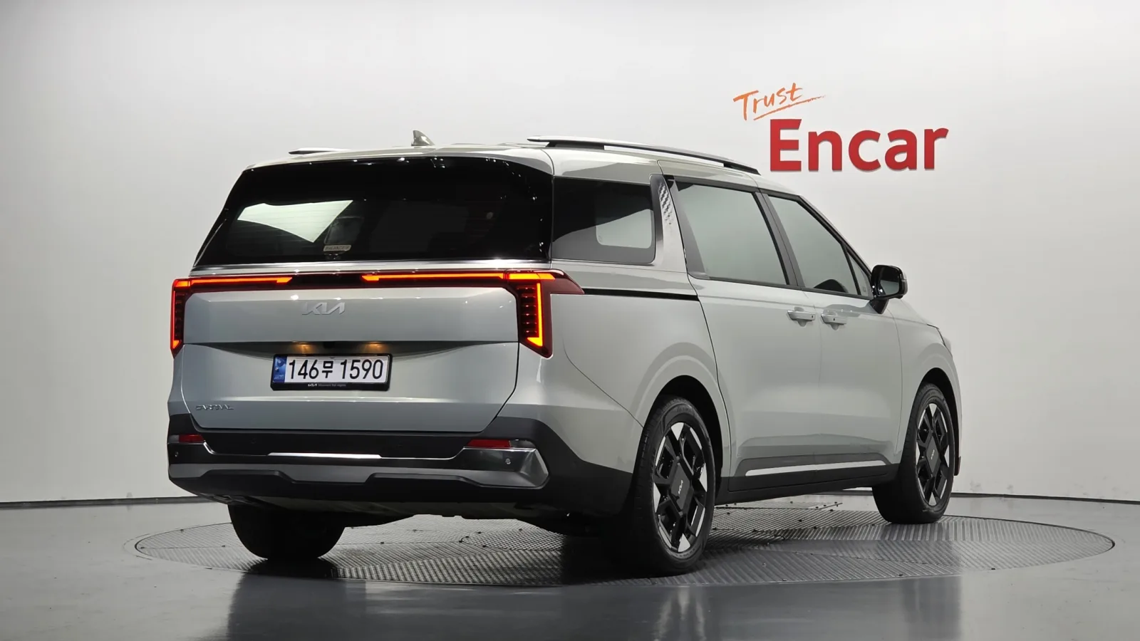 2025 Kia Carnival