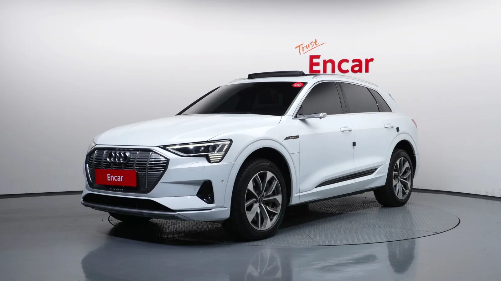 2020 Audi e-tron