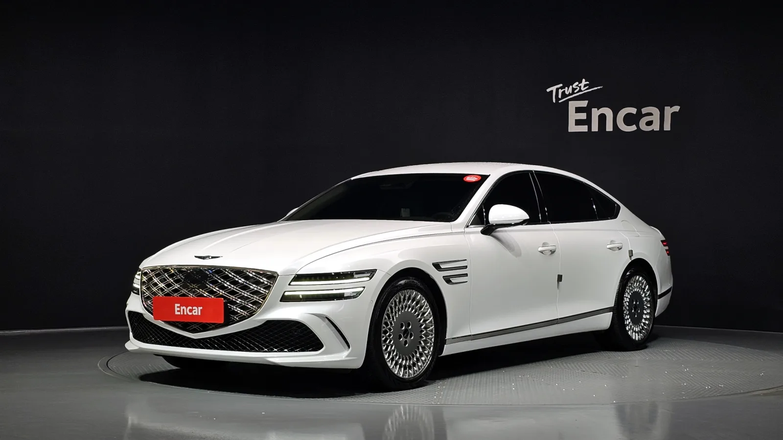 2025 Genesis G80