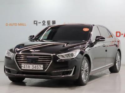 2018 Genesis EQ900