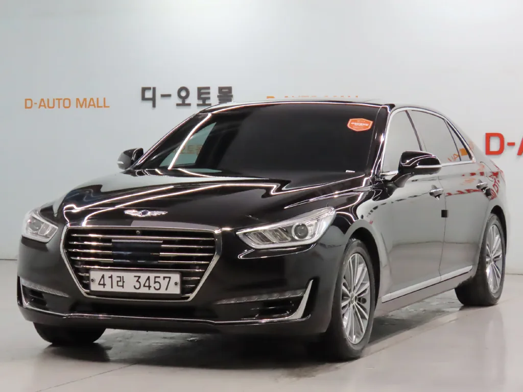 2018 Genesis EQ900