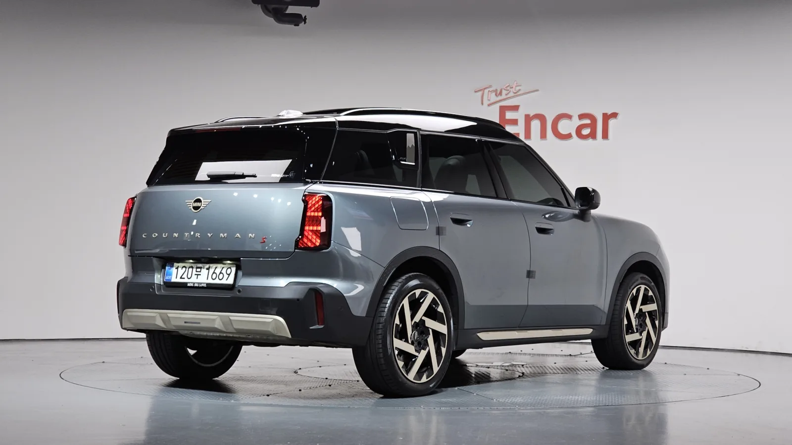 2025 MINI Countryman
