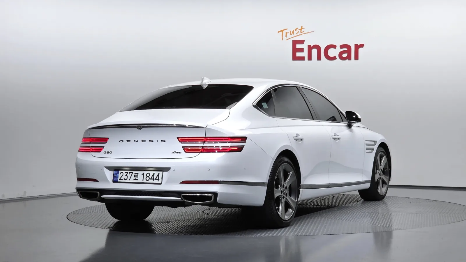 2024 Genesis G80