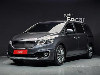 2015 Kia Carnival