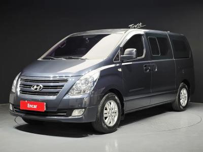 2016 Hyundai Starex