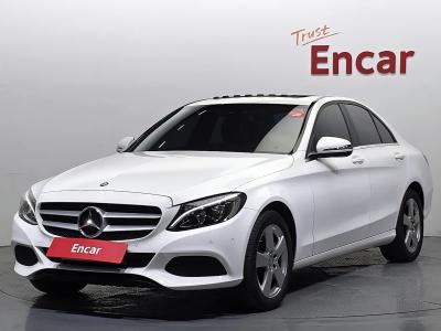 2017 Mercedes-Benz C-Class