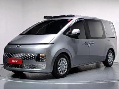 2022 Hyundai Staria