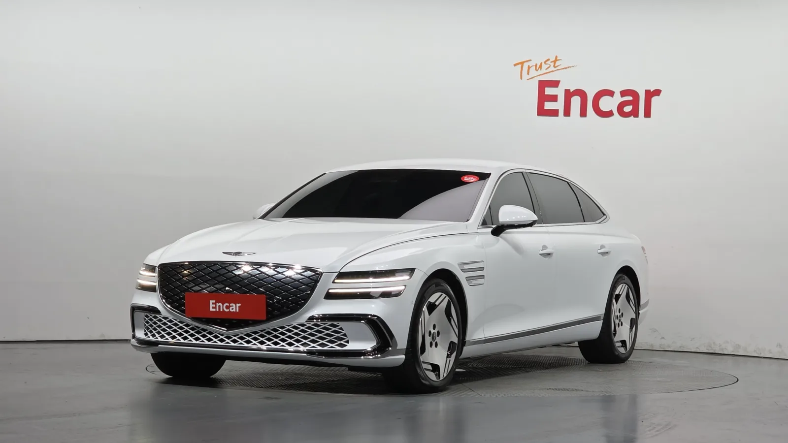 2025 Genesis G80