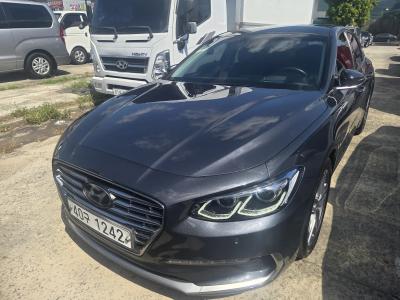 2018 Hyundai Grandeur