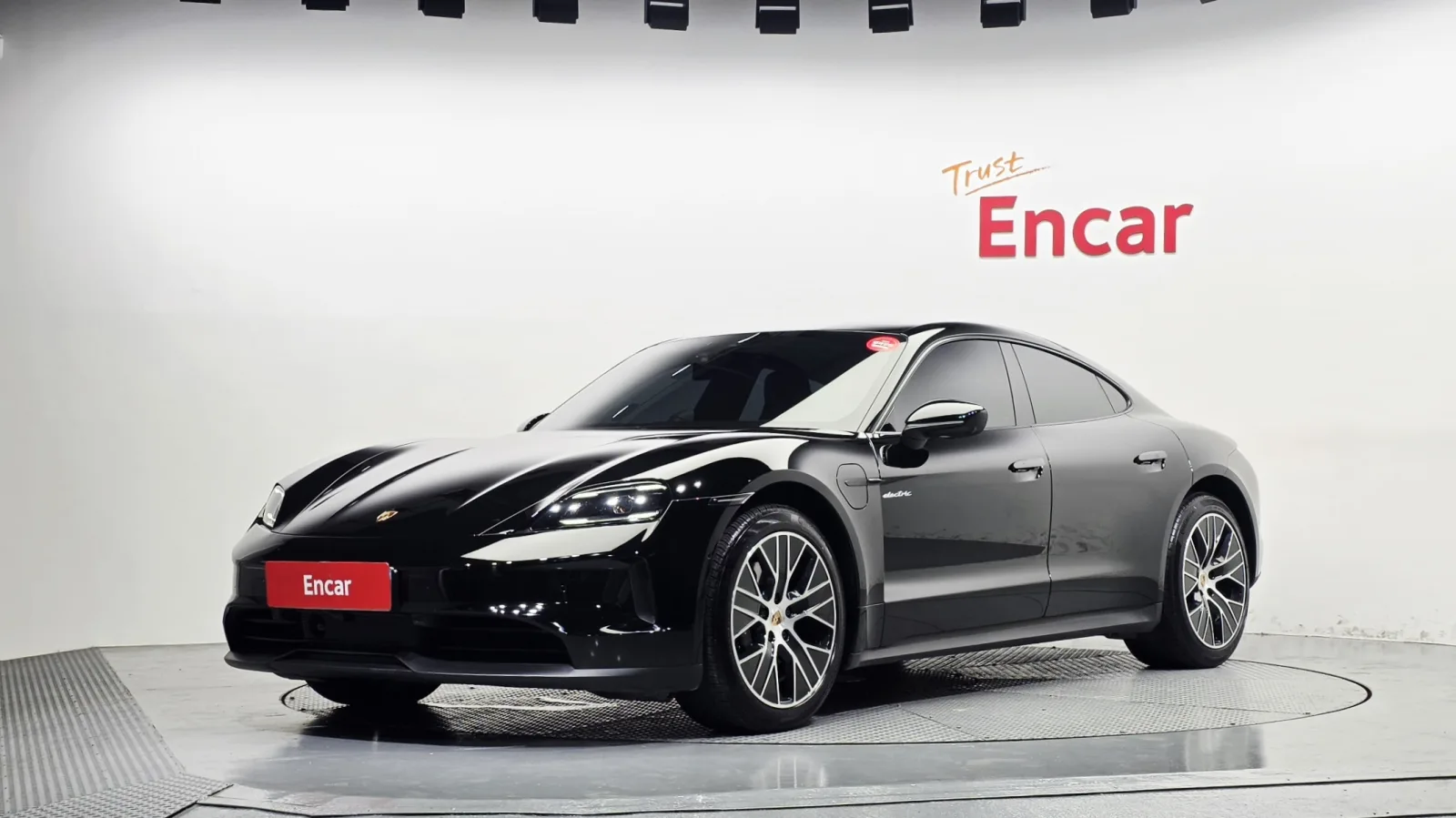 2026 Porsche Taycan