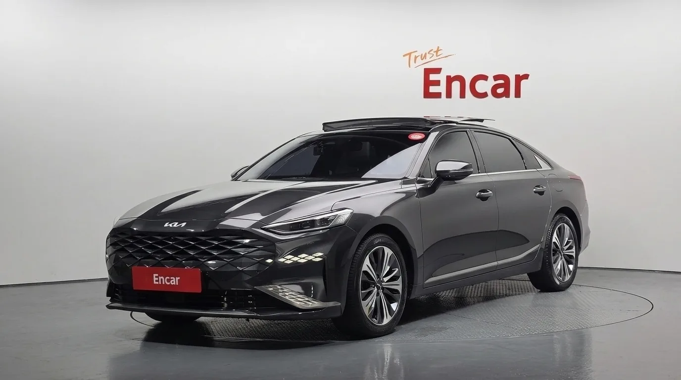 2022 Kia K8