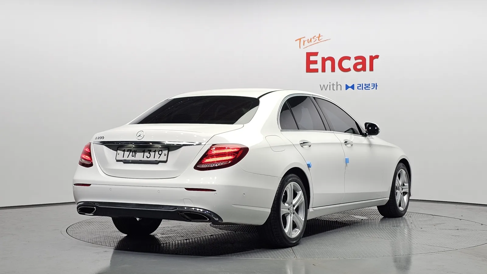 2017 Mercedes-Benz E-Class