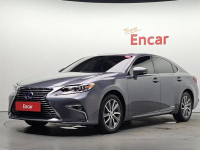 2017 Lexus ES