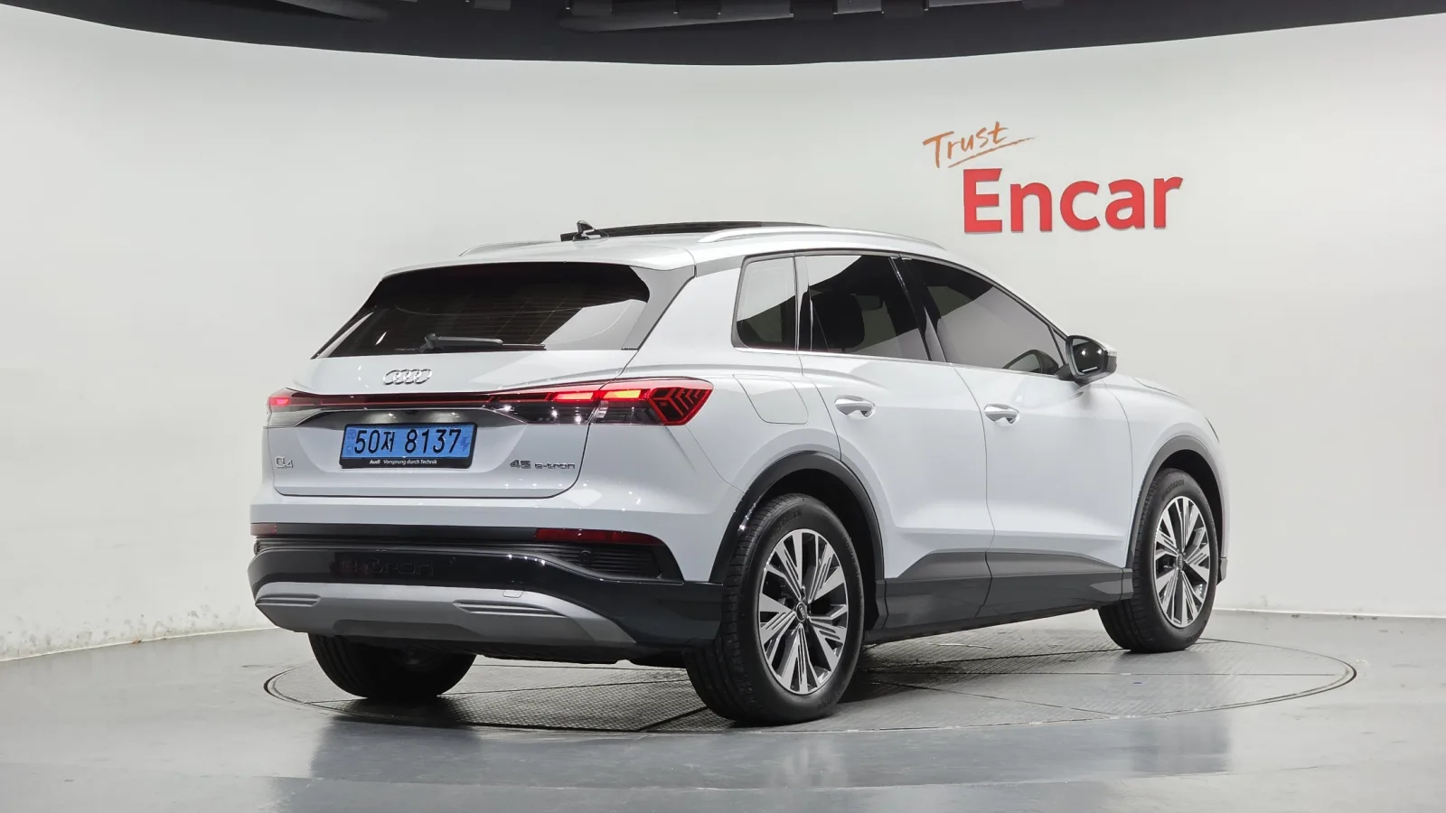 2025 Audi Q4 e-tron