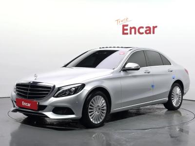 مرسيدس-بنز الفئة C طراز 2015