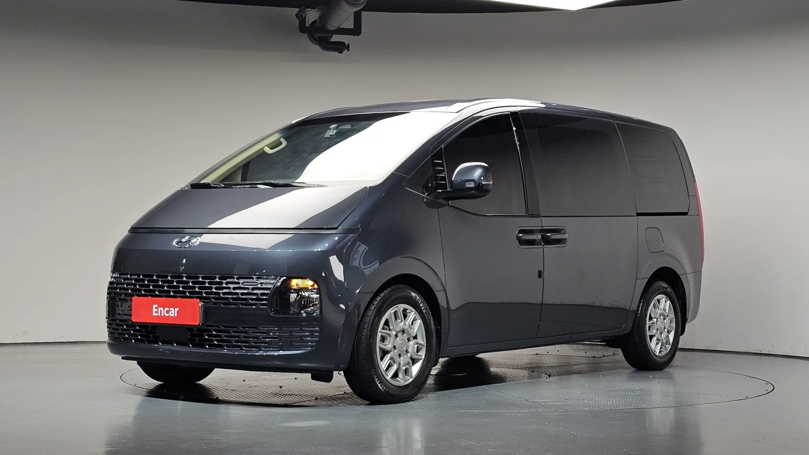 2022 Hyundai Staria