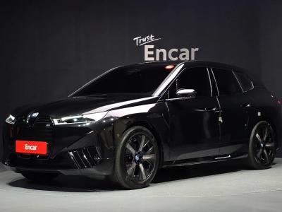 2025 BMW iX