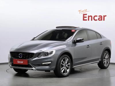 2016 Volvo S60