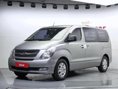2016 Hyundai Starex