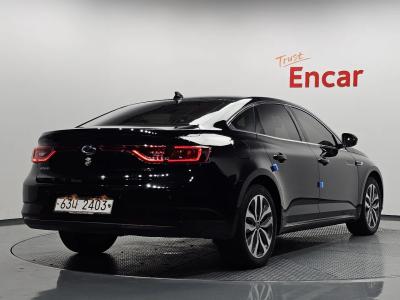 2017 Renault Korea SM6