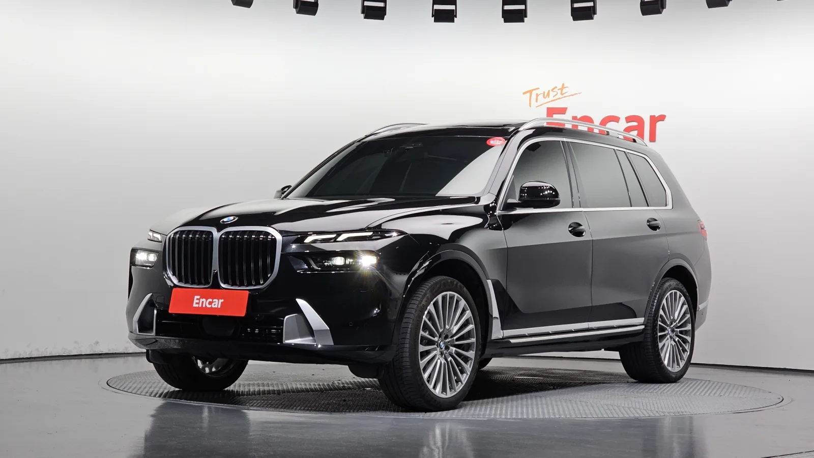 2023 BMW X7