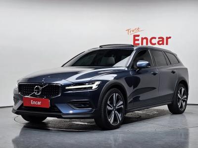 2021 Volvo V60