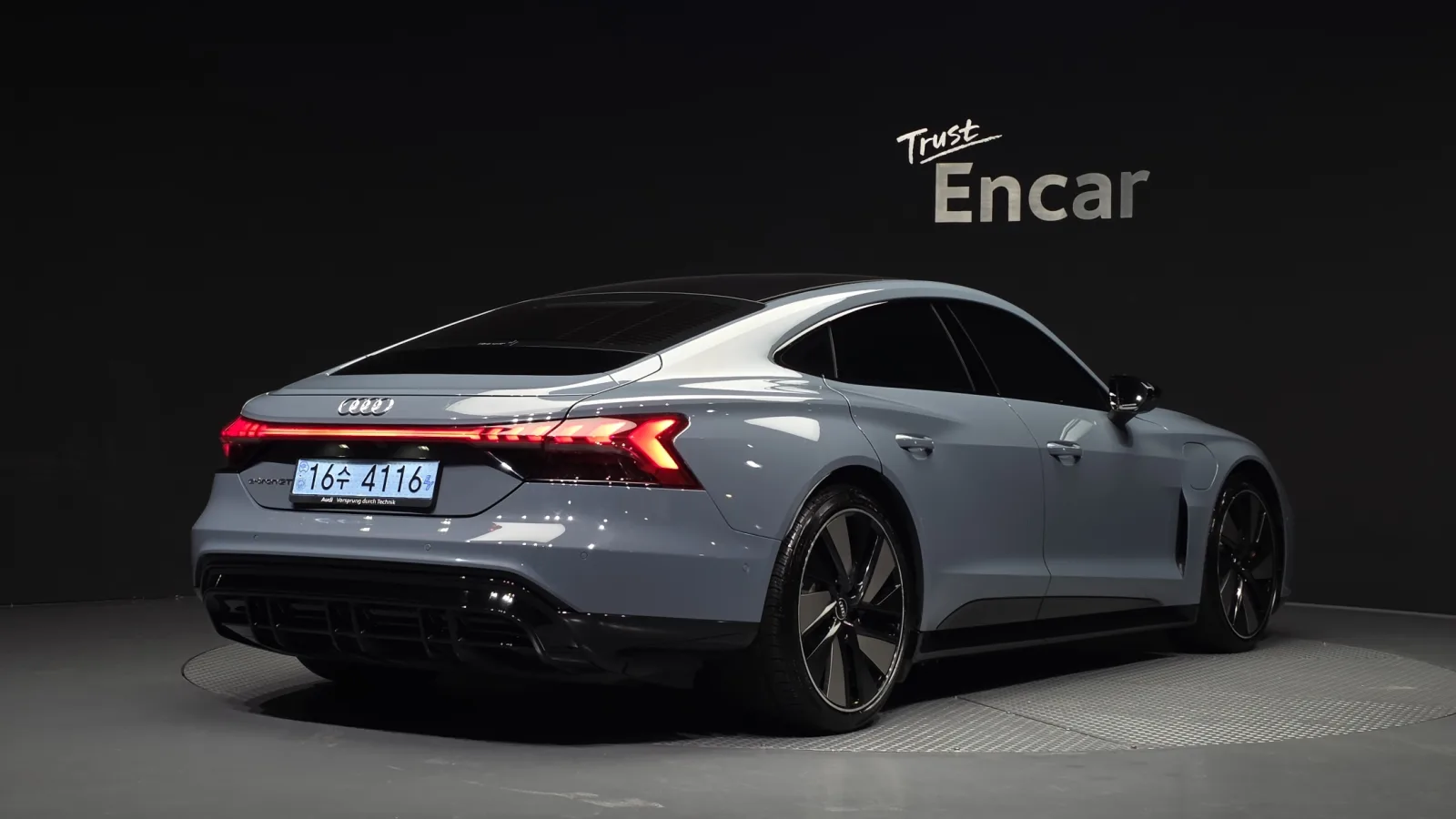 2022 Audi e-tron GT