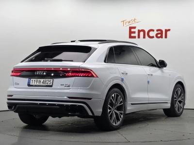2022 Audi Q8
