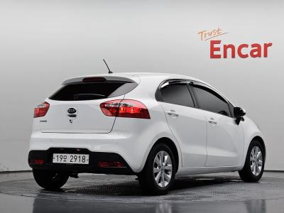 2014 Kia pride