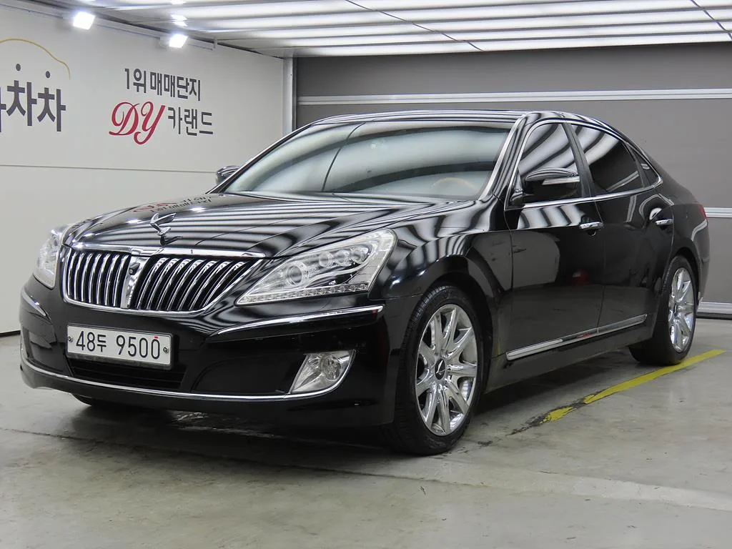2012 Hyundai Equus