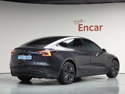 2026 Tesla Model 3