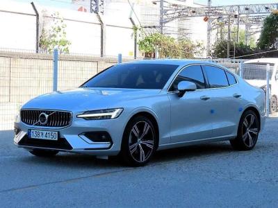 2021 Volvo S60