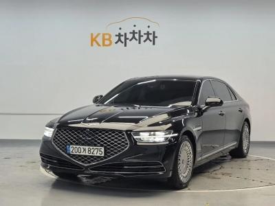 2021 Genesis G90